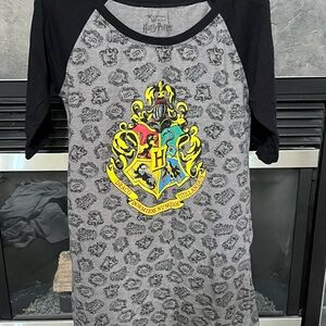 Harry Potter hogwarts Raglan sleeping Tee